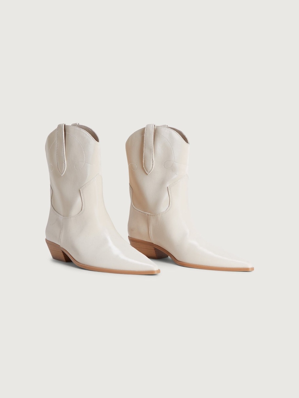 Oak + Fort Women's Cream Western Ankle Boots